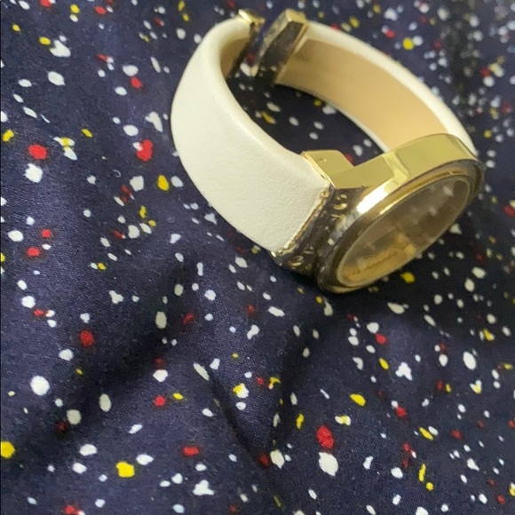 Watch - Picture 5 of 5